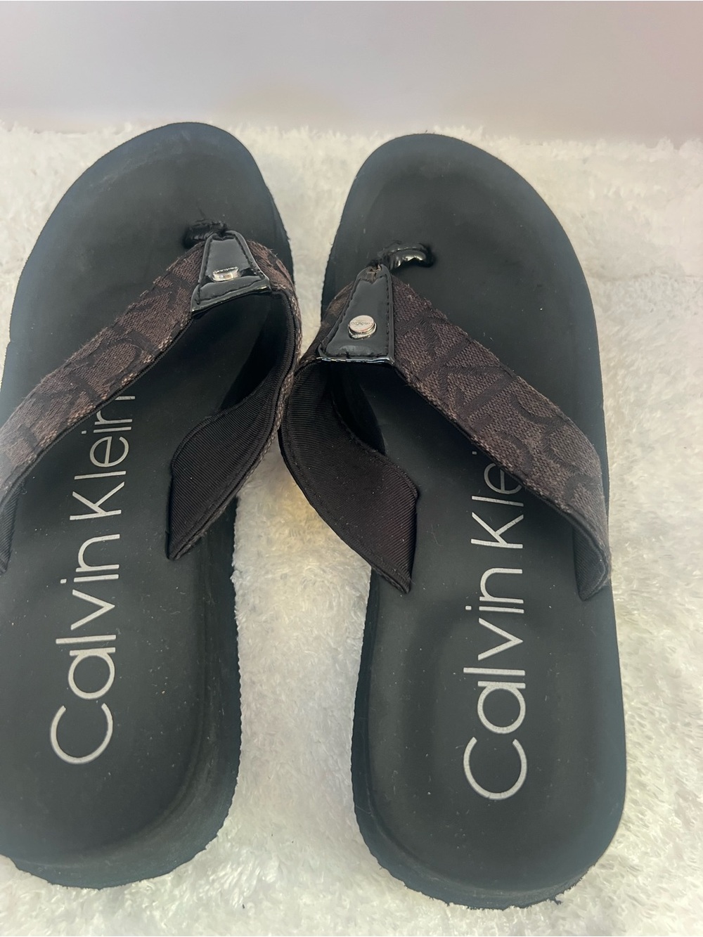 Calvin Klein Black Footbed Flip Flops with Brown Patterned Straps